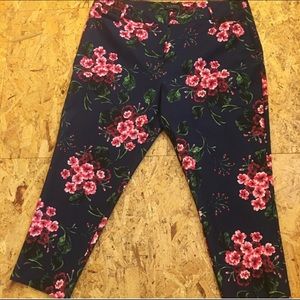 Reposhing Eloquii Cropped Floral Pants Size 20